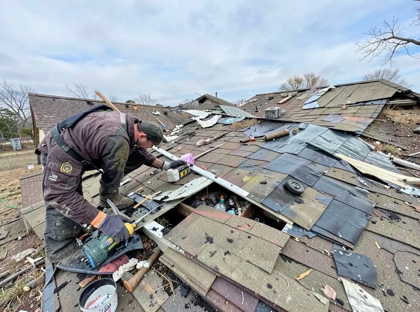 roof repair in Havencroft, KS